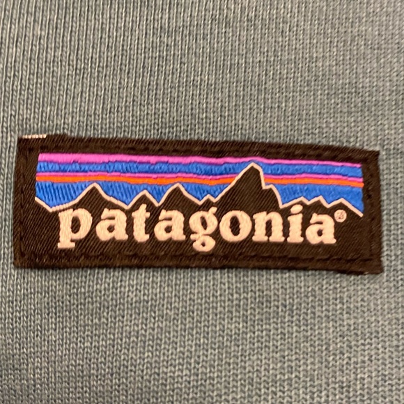 50%off w♥️ Patagonia® Worn Wear
W's P-6 Label Organic Hoody Abalone Blue L 116 - Picture 3 of 7